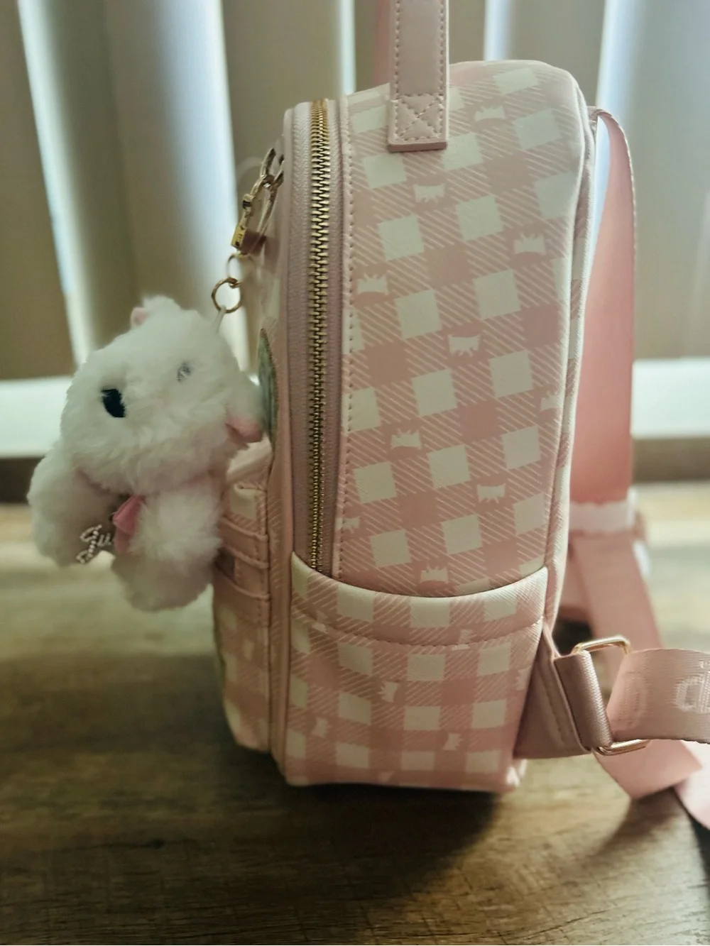 Juicy Couture Study In Style w/scottie Backpack w/ Plush Charm.Pink Clay Color.